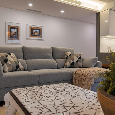 Touch Of Class 2Bdr Apartment By Lovelystay Cascaes Exterior foto