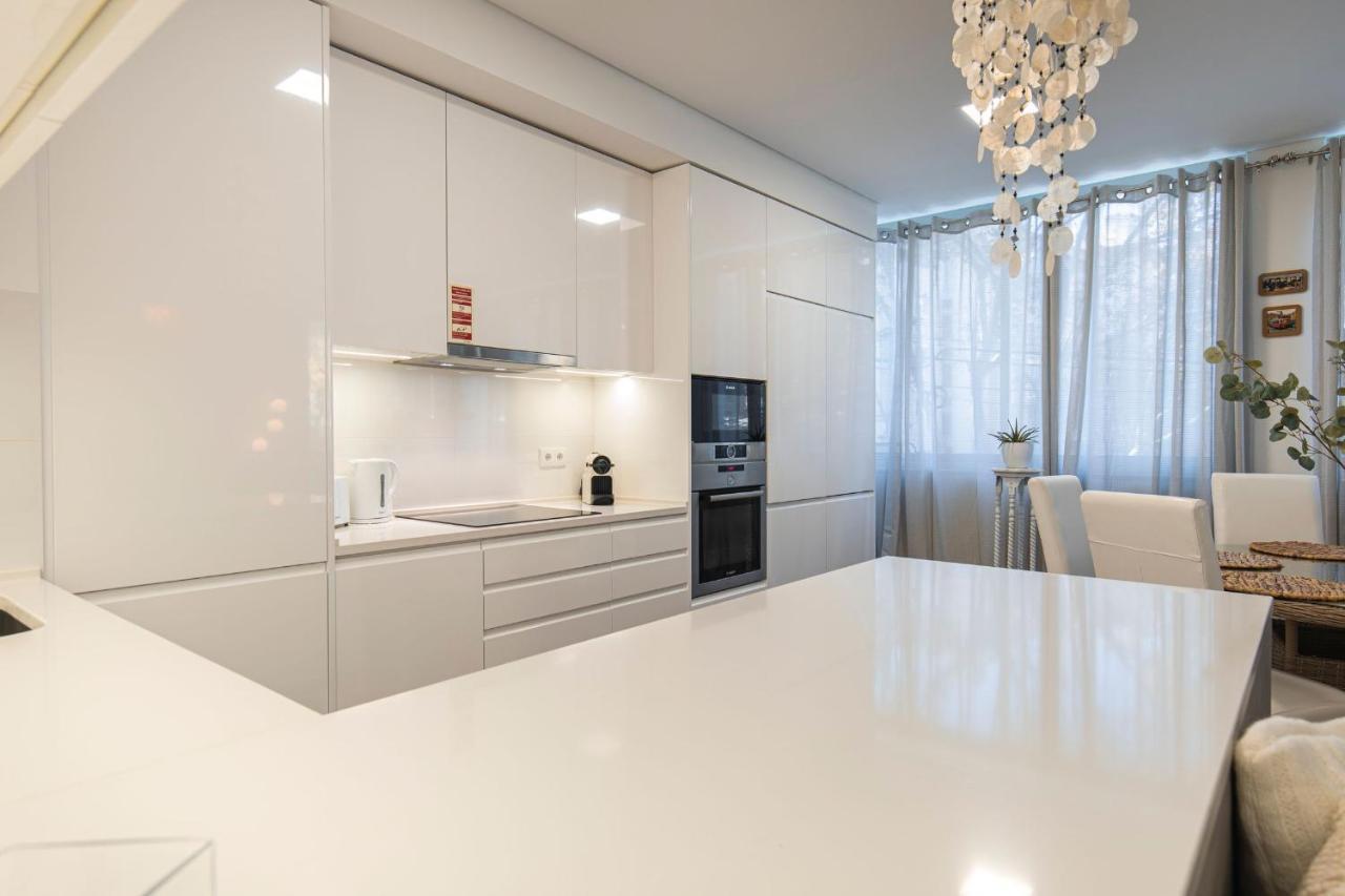 Touch Of Class 2Bdr Apartment By Lovelystay Cascaes Exterior foto