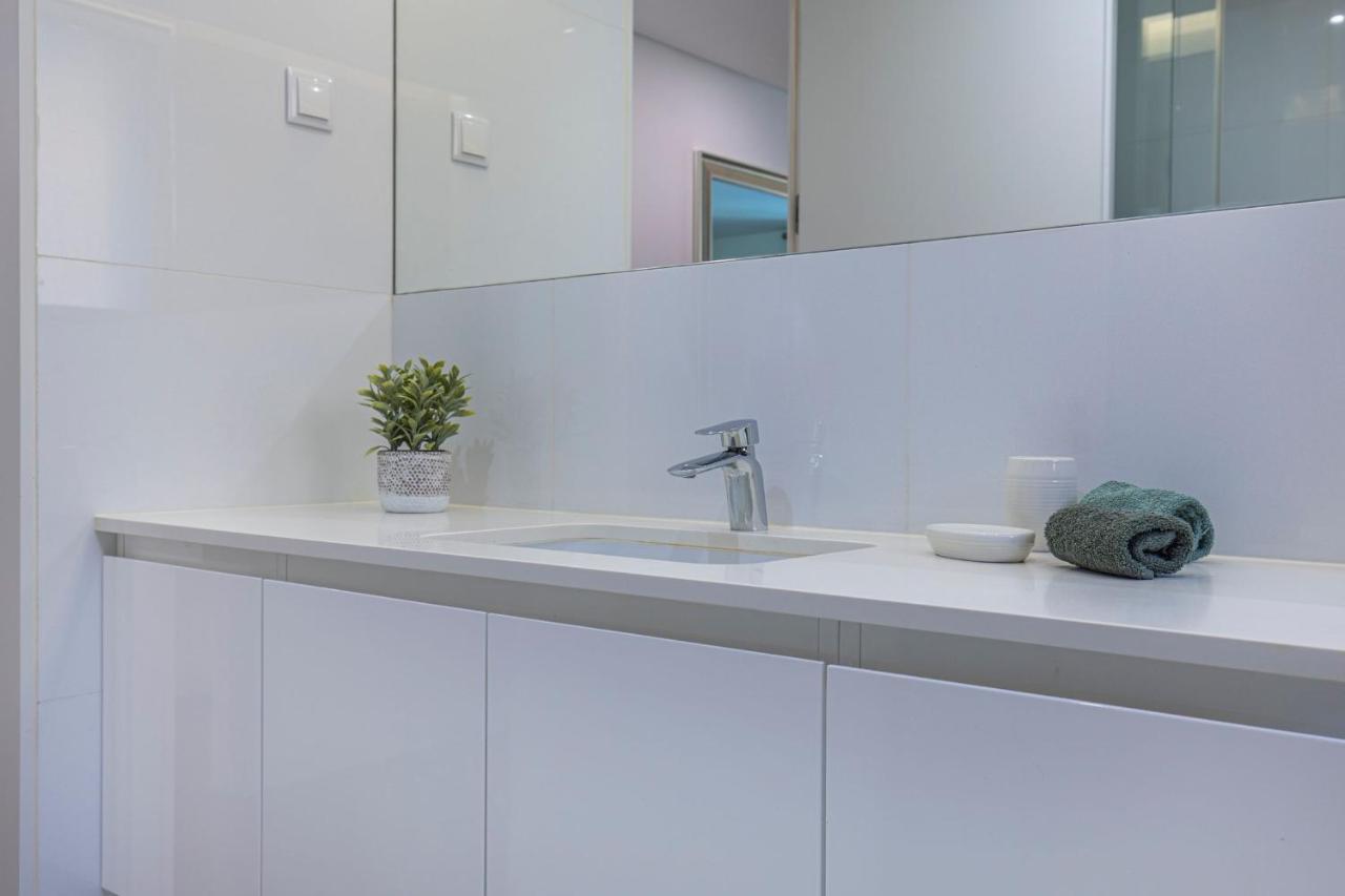 Touch Of Class 2Bdr Apartment By Lovelystay Cascaes Exterior foto