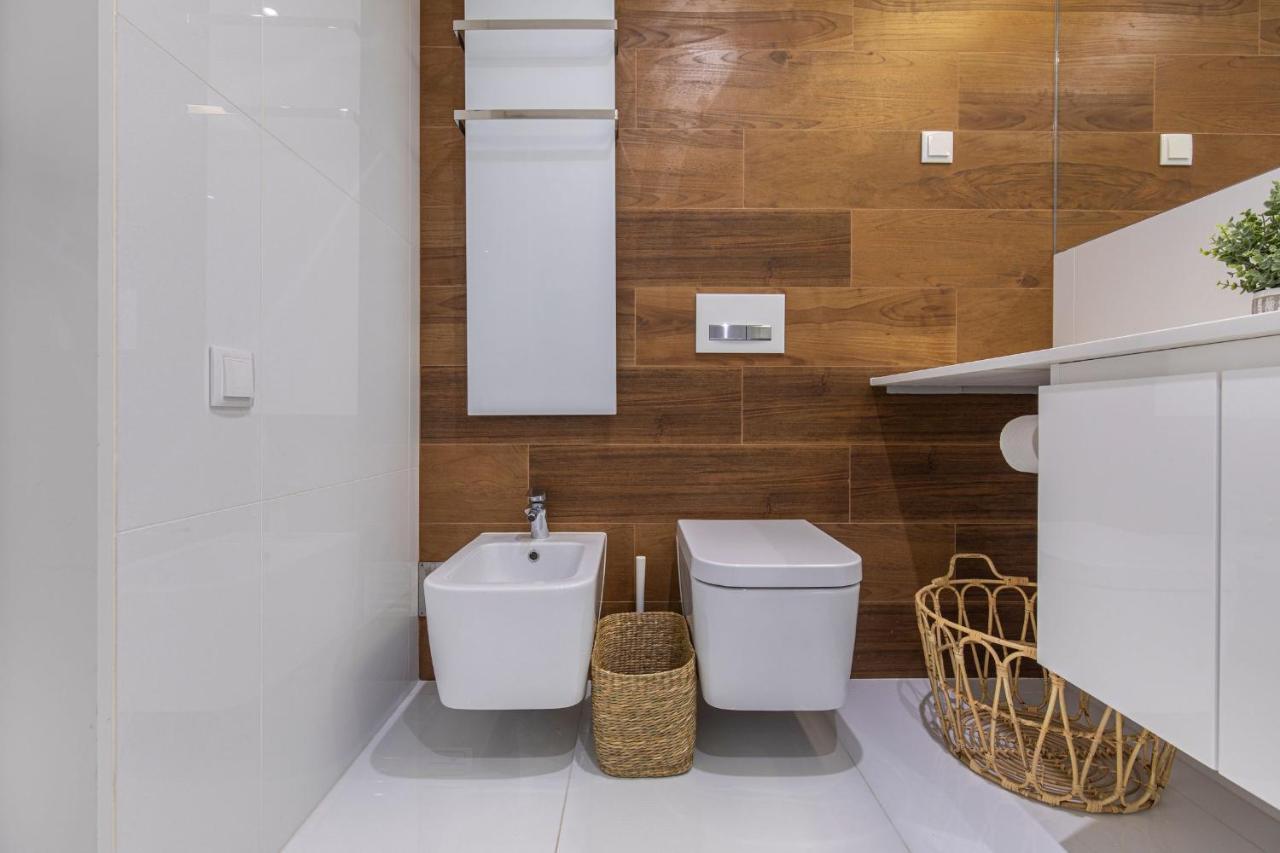 Touch Of Class 2Bdr Apartment By Lovelystay Cascaes Exterior foto